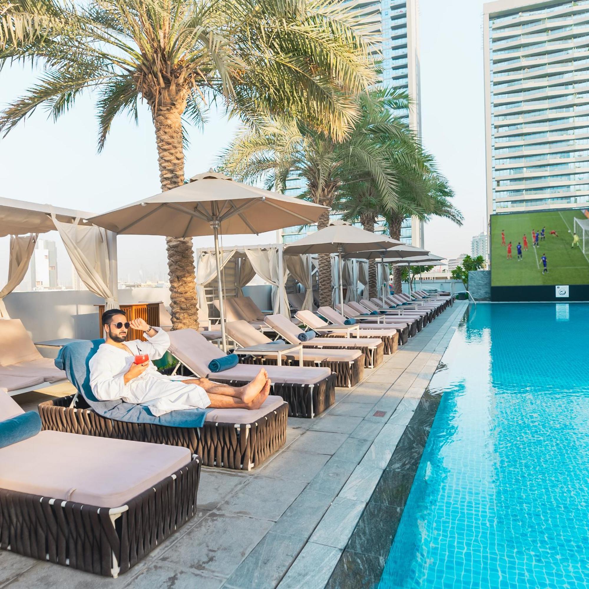 The First Collection Dubai Jumeirah Village Circle, A Tribute Portfolio Hotel By Marriott Exterior foto "The pool is the best part of the hotel."